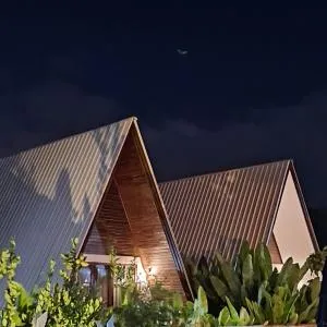 Volcano White Glamping - 提安亚尔