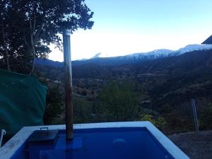 Casa Vista del sol, con piscina, tinaja, y quincho