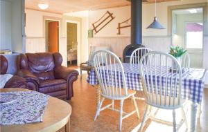 3 Bedroom Gorgeous Home In Holmsjö