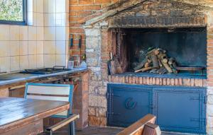 2 Bedroom Amazing Home In Vodnjan 