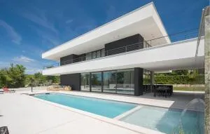 3 Bedroom Awesome Home In Sterna - Makovci