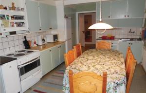 Three-Bedroom Holiday Home Brösarp 04