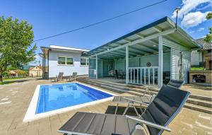 2 Bedroom Beautiful Home In Lepoglava