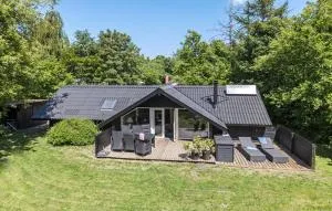 3 Bedroom Cozy Home In Toftlund - Toftlund