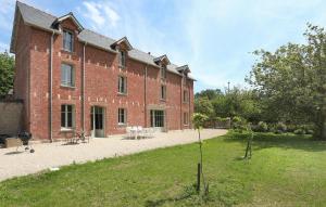 Maisons de vacances Stunning Home In Le Minihic-Sur-Rance : photos des chambres