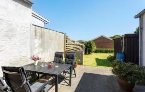 2 Bedroom Awesome Home In Rudkøbing