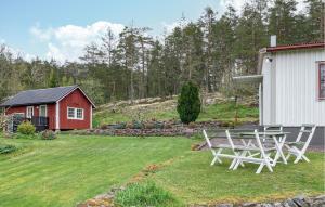 2 Bedroom Amazing Home In Odensvi