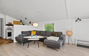 Holiday Home Nøddehaven Oksbøl Iii