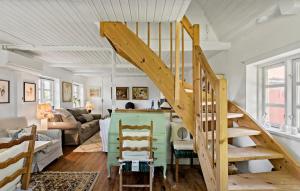 4 Bedroom Gorgeous Home In Rødby