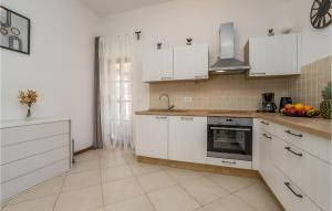 Four-Bedroom Holiday Home In Muline