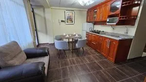 Los Profesionales 2-Transporte Aeropuerto Gratis! - Challhuahuacho