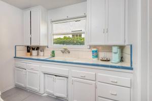 Dreamy Venice Gem Walk to Beach and Abbot Kinney