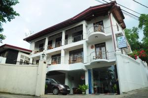 Vino Villa Tourists & Local Accommodations - 24 Hrs