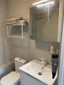 Appartements A 10min de Paris La Defense et Roland garros appartement lumineux avec parking et climatisation : Appartement 1 Chambre