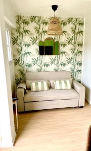 Appartements A 10min de Paris La Defense et Roland garros appartement lumineux avec parking et climatisation : photos des chambres