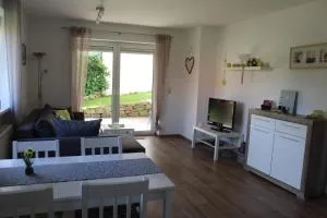 Ruhige Ferienwohnung in der Rhöner Natur - Burgwallbach