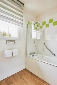 Hotels Hotel Spa Les Saules : Chambre Familiale