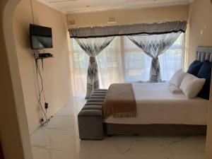 King of J Guesthouse - 3hvězdičkové hotely ve městě Kingsburgh