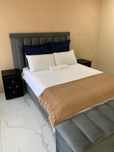 King of J Guesthouse