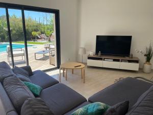 Villa architecte ecume 400m plage