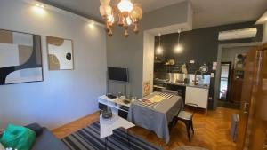 Shades Of Grey Apartments