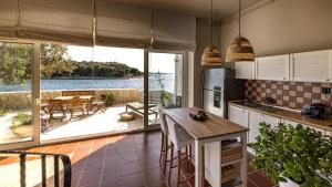 Casa Mano Tribunj with beach