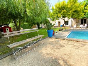 Maisons de vacances Grande maison, 5 chambres, piscine a 5 min d'Arles : photos des chambres