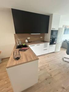 Modern aparment in Moruse compex with free parking