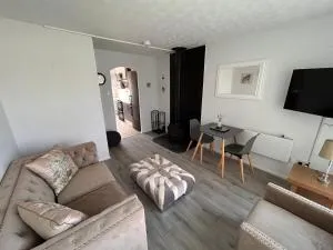 Dog Friendly Beachside Cottage No11 Kessingland with private parking - 凯辛兰