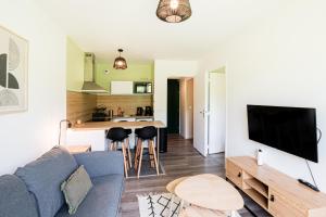 Appartement cosy 5 mins Honfleur piscine terrasse