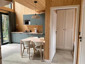 Las i Skały, Domki Jura