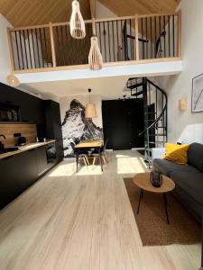 Las i Skały, Domki Jura