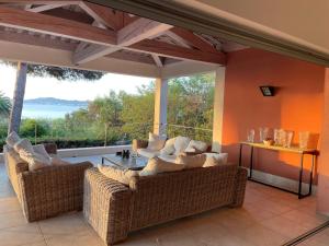 Très belle villa Vue magnifique sur Saint Tropez Grimaud