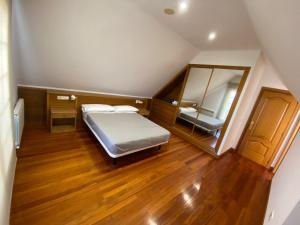 Duplex en Sanxenxo con piscina y vistas al mar