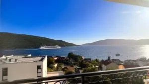 Kumbor Happy Place - Kumbor