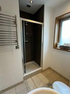 Sleep 5 in Mayfair St James Soho Cov7