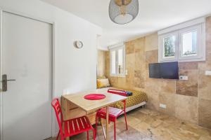 Appartements Top Appartement avec Wifi - Proche Paris & Metro - R6 : photos des chambres