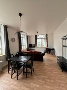 Le 12 T2 cosy wifi parking gratuit st Victor