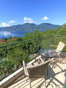 Green Village sea view apartment - Trstenik