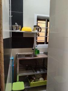 Room 8 Studio in a villa 5mn walk from the Royal Palace with swimming pool