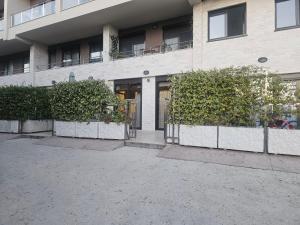 Langust - free parking