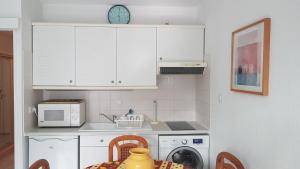 Bandol centre ville, port et plage