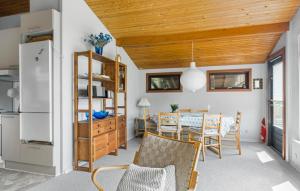 Cozy Home In Juelsminde With Wifi