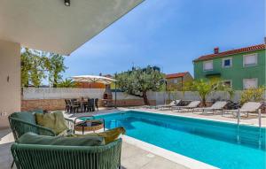 Cozy Home In Fazana With Kitchen