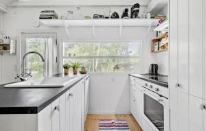 2 Bedroom Nice Home In Højby