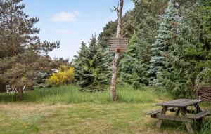 2 Bedroom Nice Home In Højby