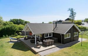 A Stunning Home In Haderslev With 3 Bedrooms And Wifi