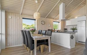 A Stunning Home In Haderslev With 3 Bedrooms And Wifi