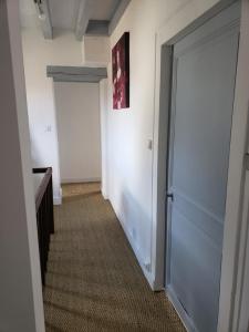 Maisons de vacances Maison chaleureuse avec parking gratuit sur place : Maison 6 Chambres