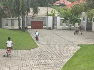 Datela Home - 3Bed Villa near Ununio Beach Kunduchi